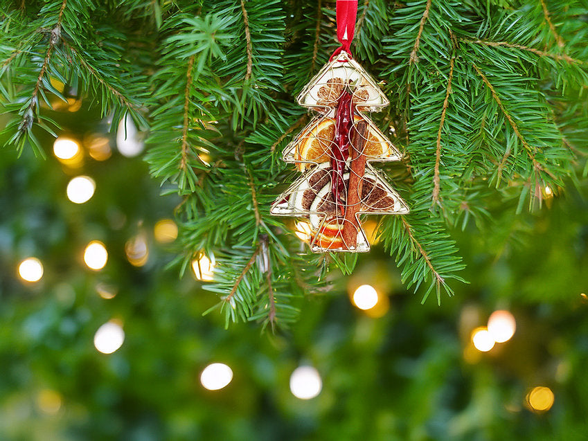 Handmade Metal Christmas Tree Decoration – Scented with Christmas Spice