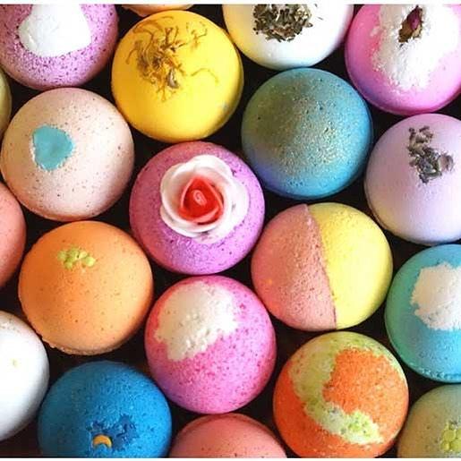 natural, handmade bath bombs, kind to skin and SLS and Paraben free