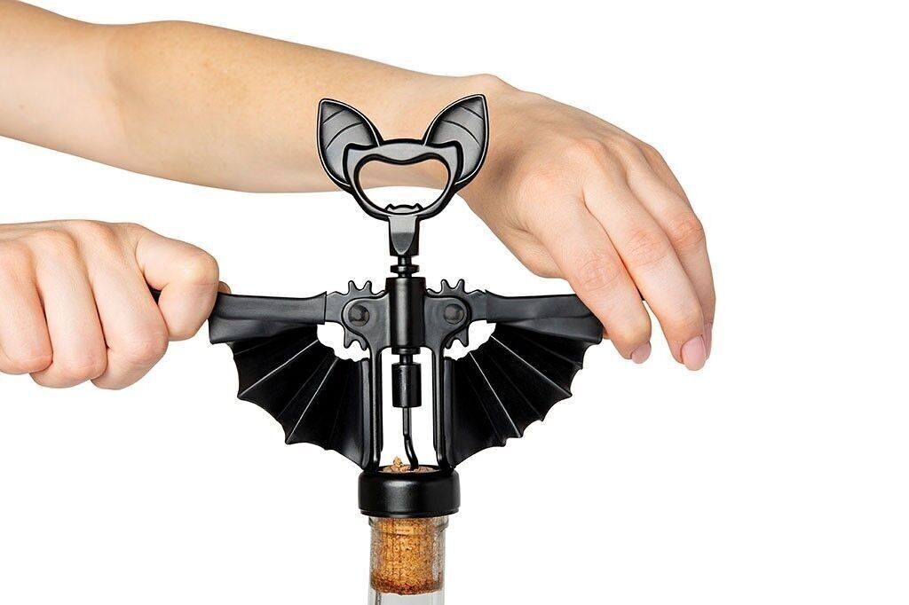 Vino bat corkscrew and bottle opener