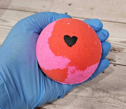 Love Spells Jumbo Round Bath Bomb-245g