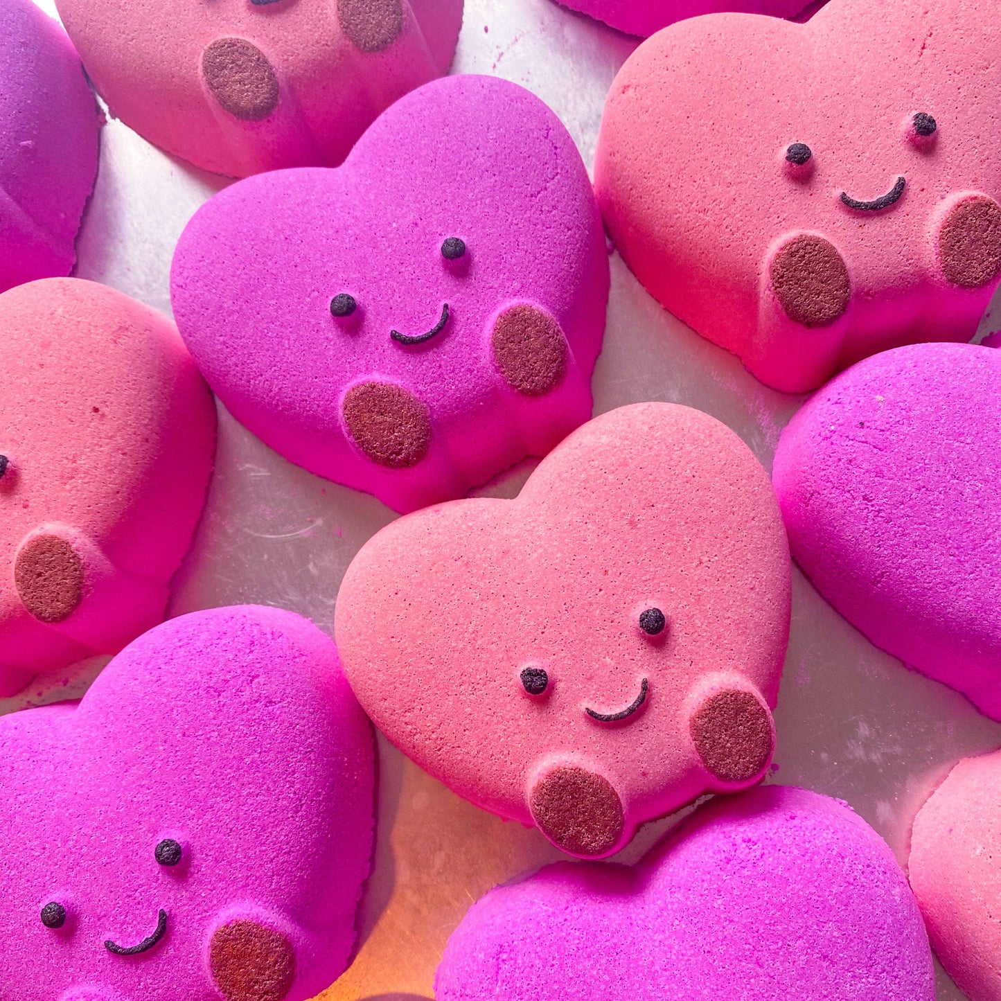 Adorable Heart Bath Bomb: Red