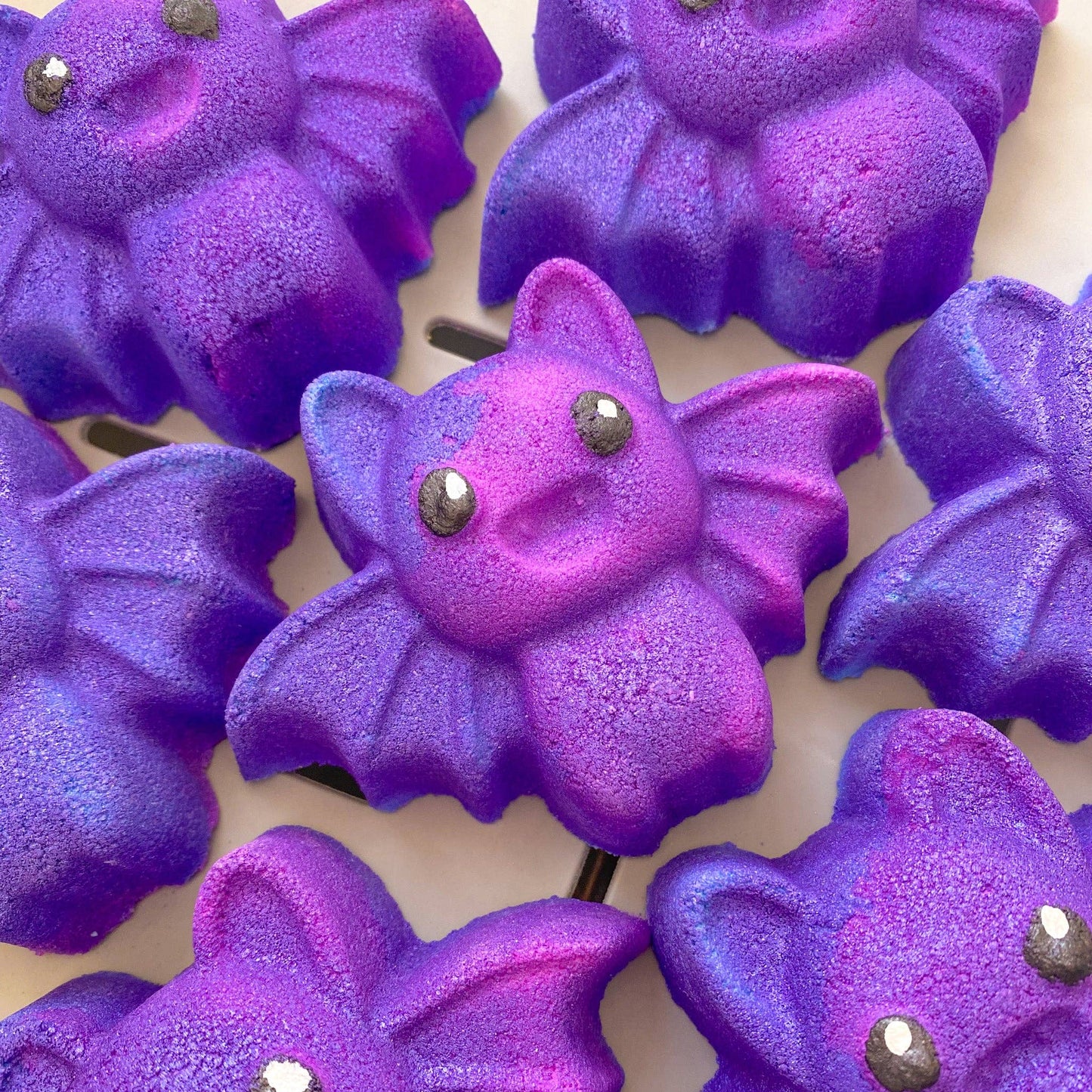 Shimmering Bat Bath Bomb
