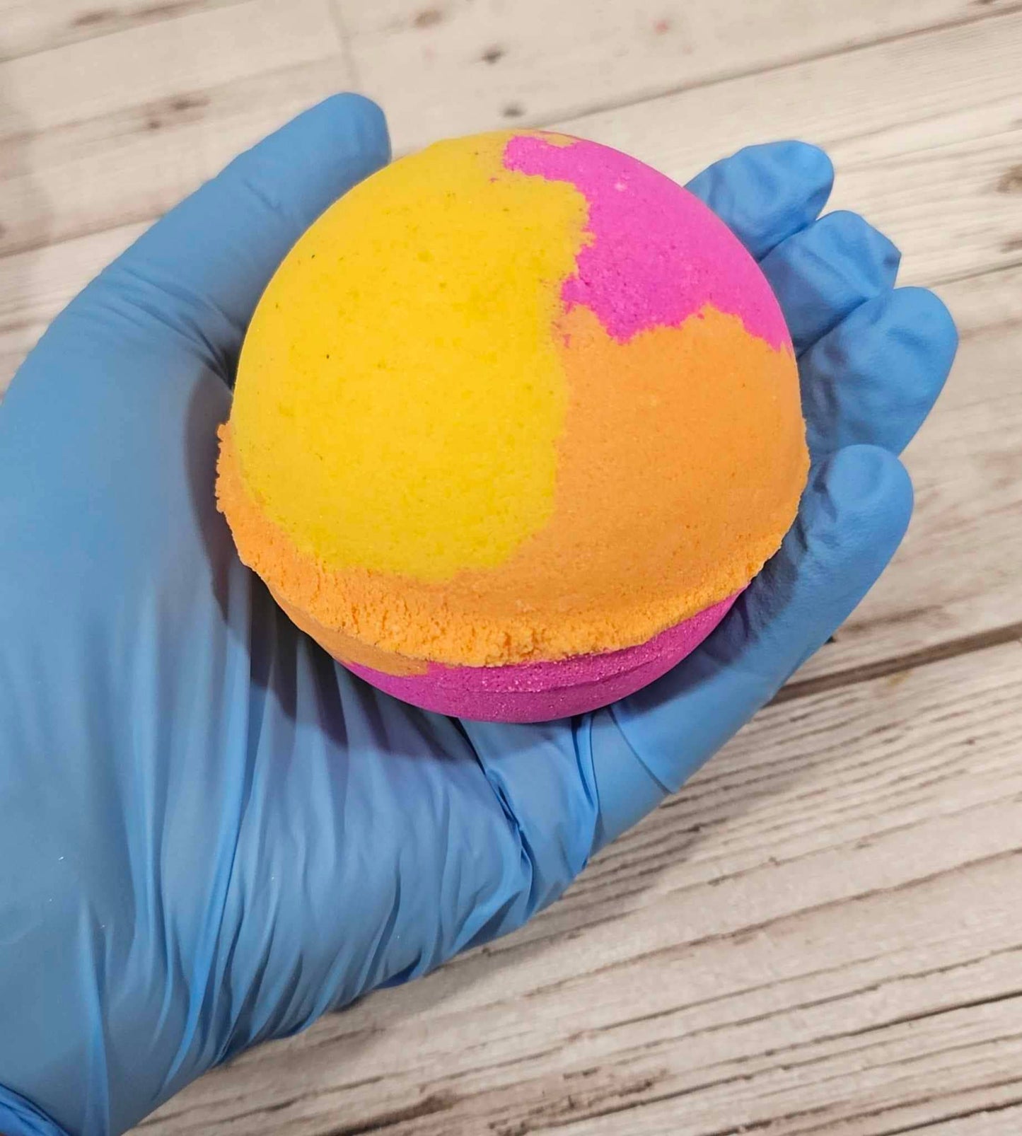 Fruit Salad Jumbo Round Bath Bomb-245g