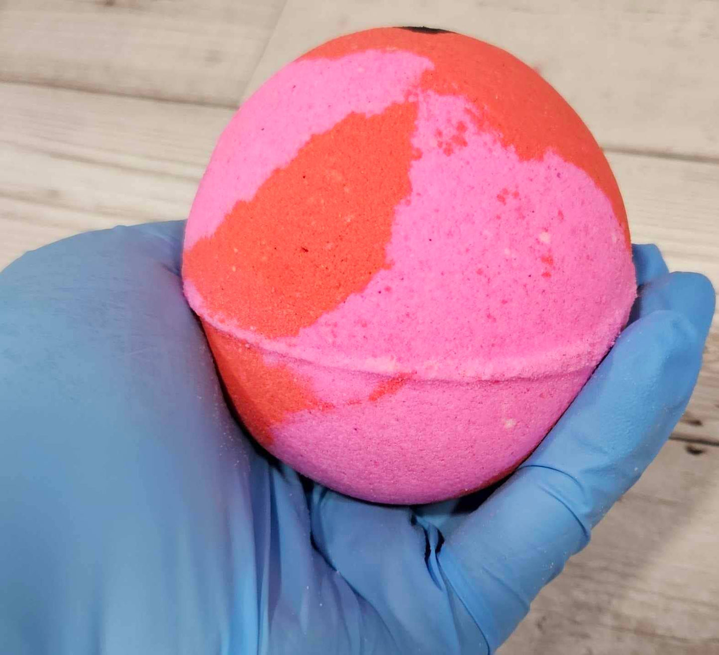 Love Spells Jumbo Round Bath Bomb-245g